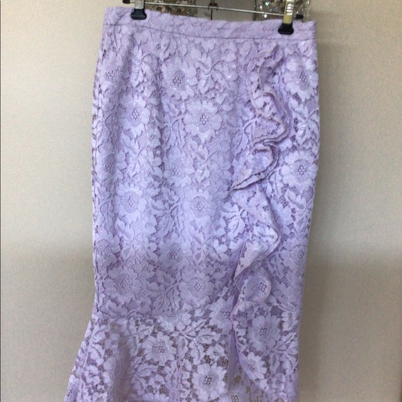 Miss Selfridge lace skirt - Picture 1 of 5